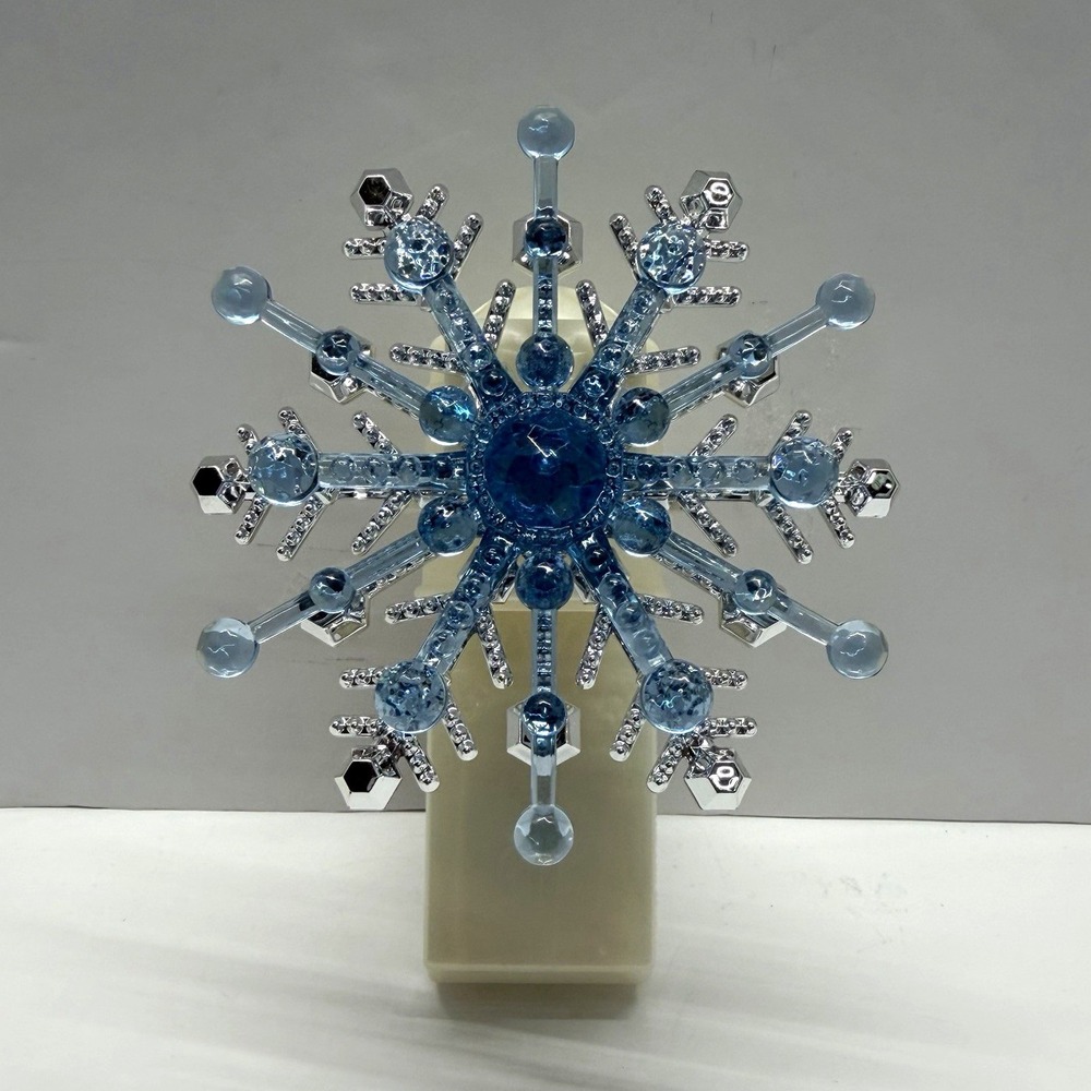 Bath & Body Works Wallflowers Plug-In Warmer Blue White Snowflake Holiday
